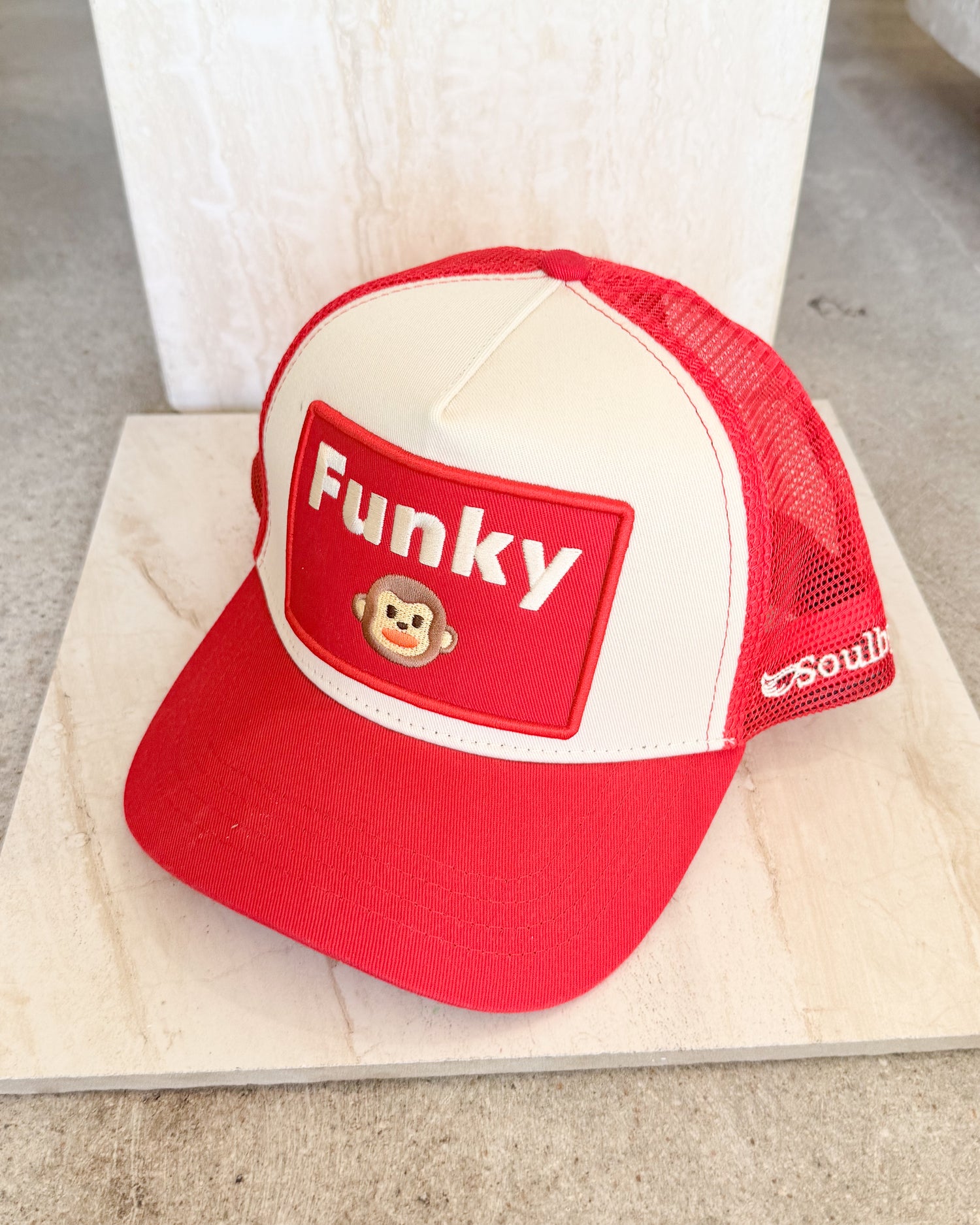 Funky Monkey Trucker - Red