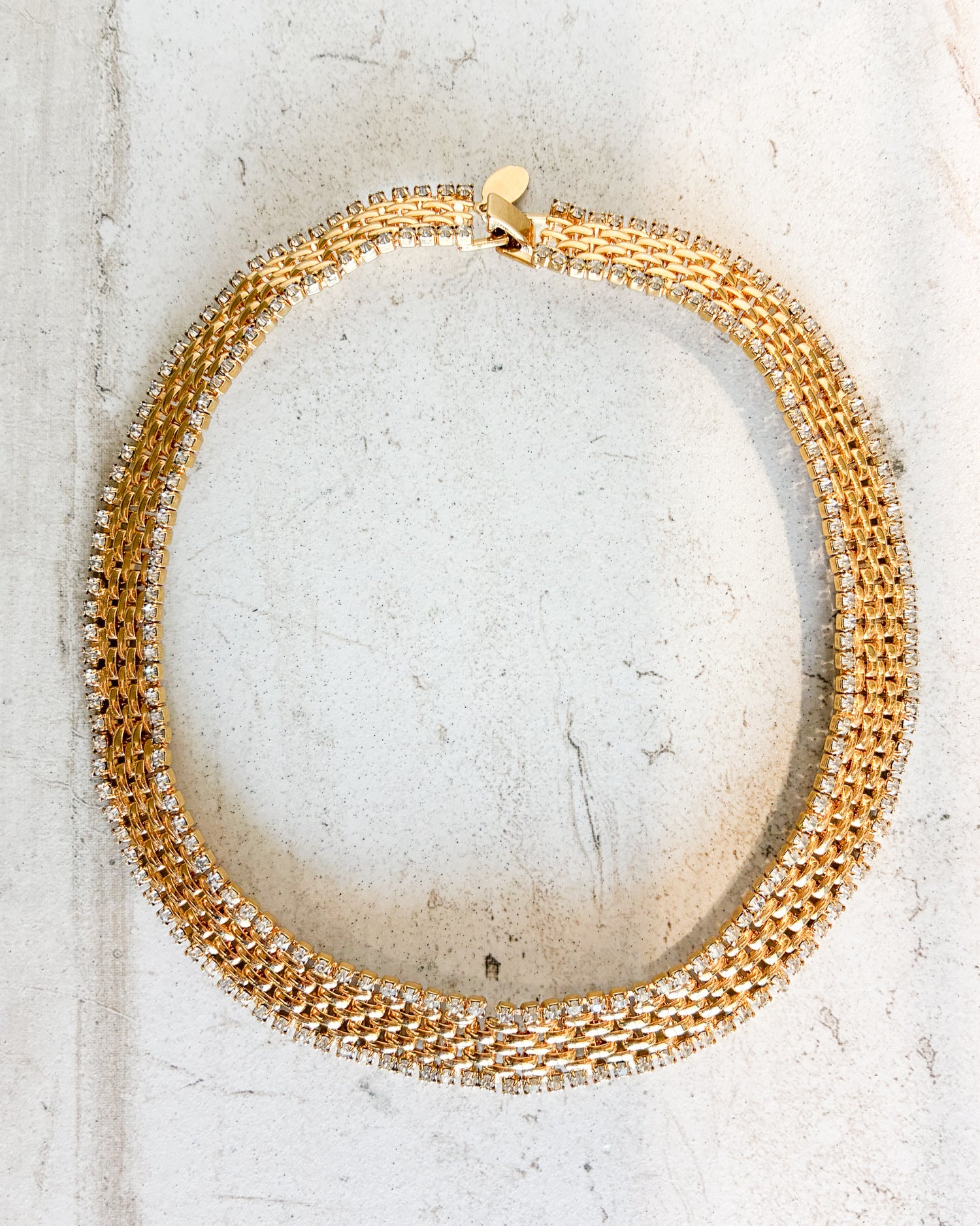 Vintage Gold Tone Rhinestone Oval Link Necklace