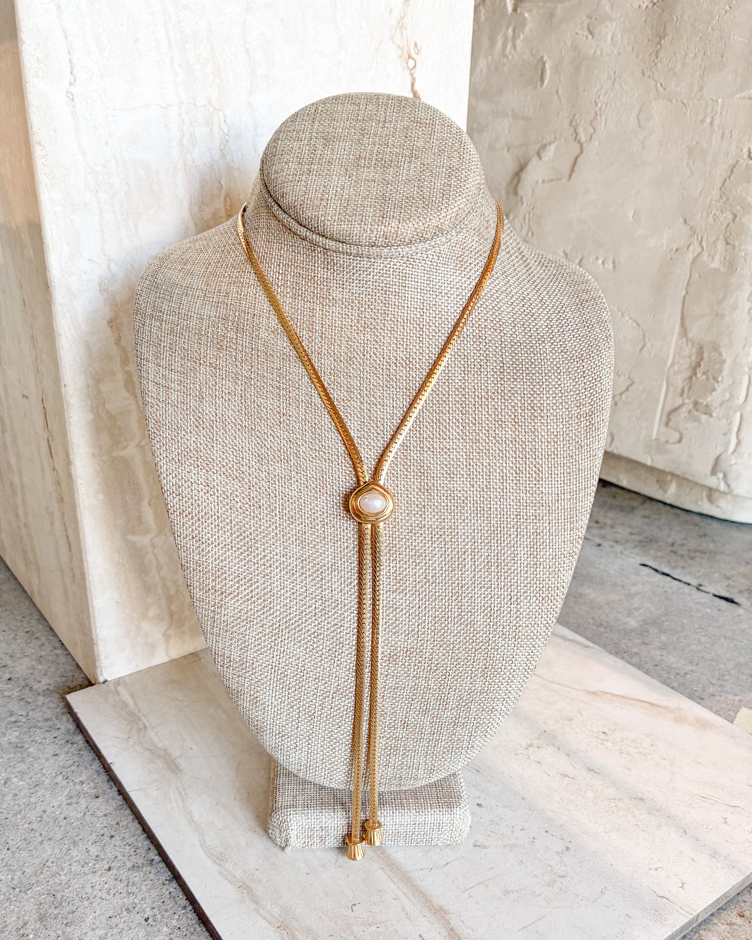 Vintage Gold Tone Pearl Lariat Necklace