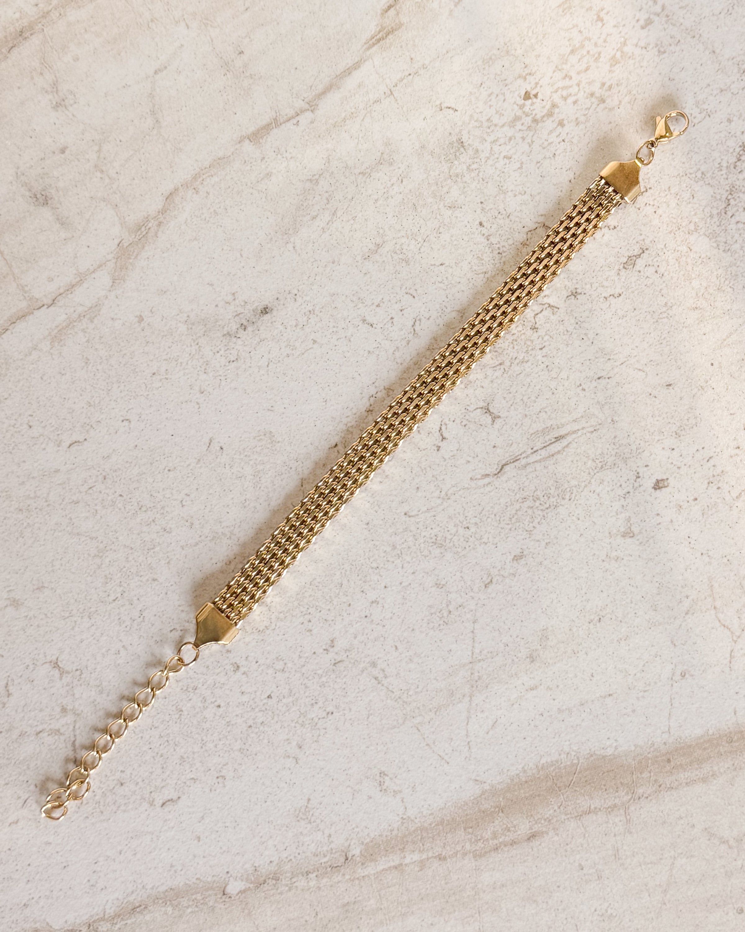 Kelly GOLD BRAIDED LINK CHAIN BRACELET
