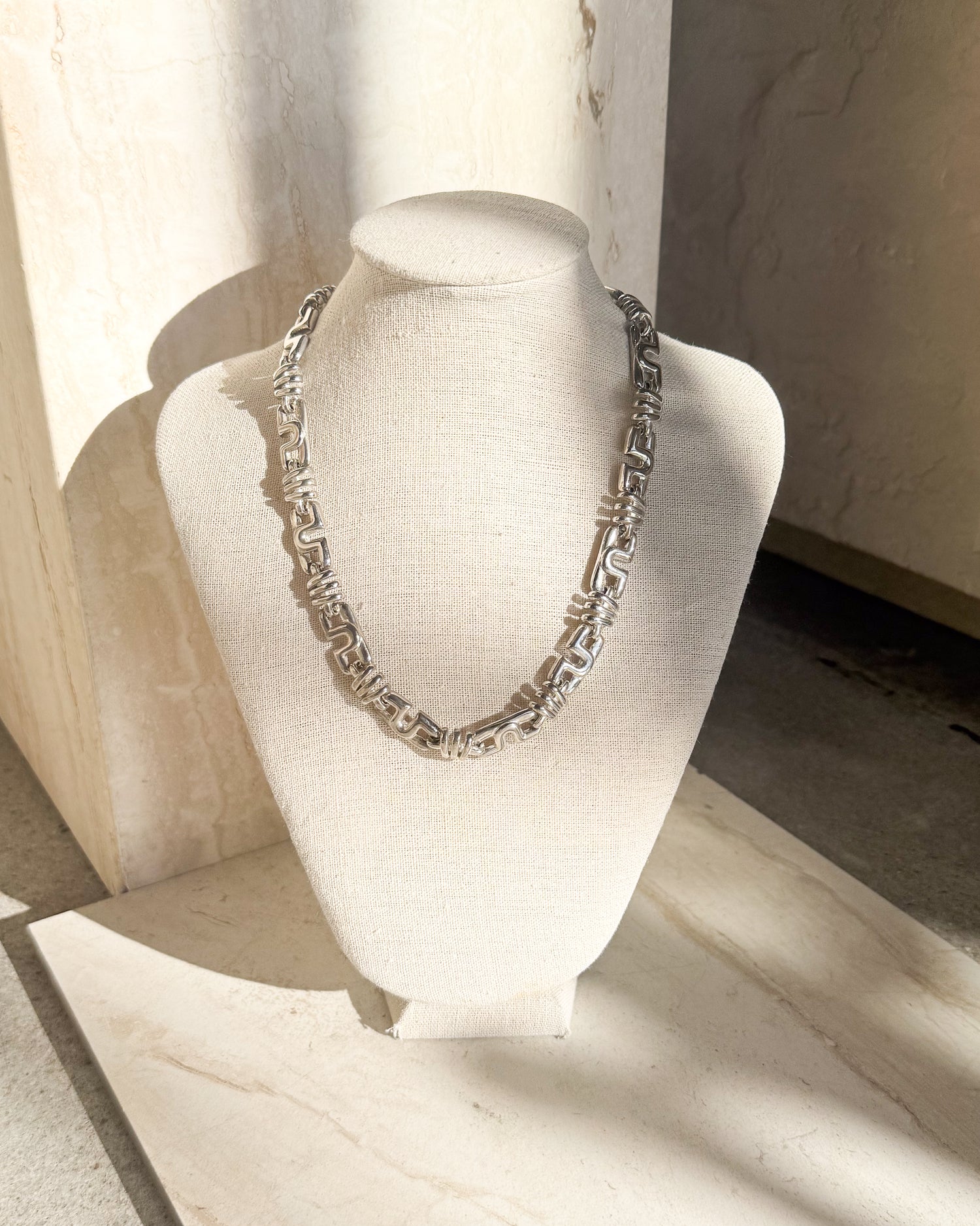 Vintage Signed Chunky silver U-link chain necklace
