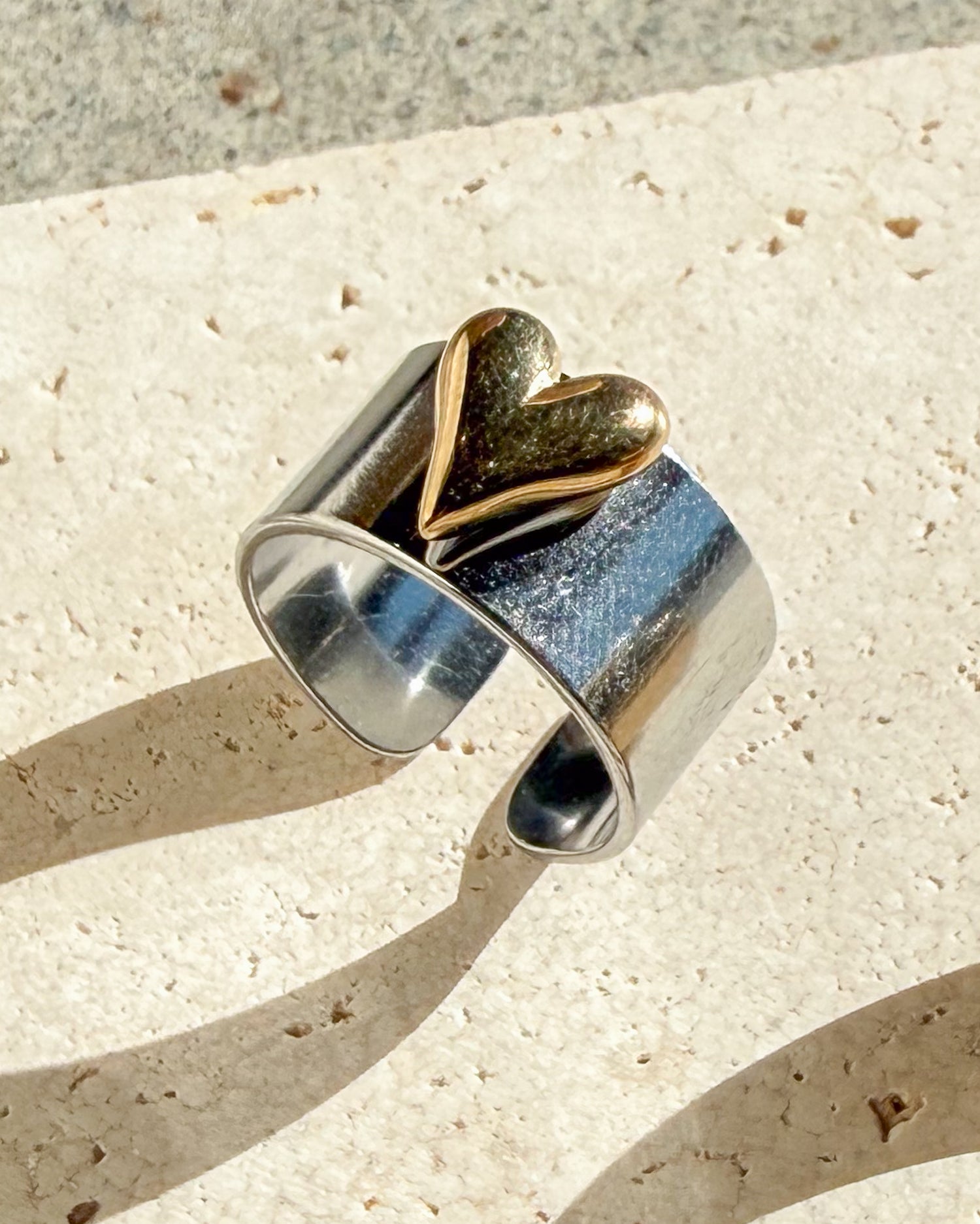 Two Tones Heart Detail Ring