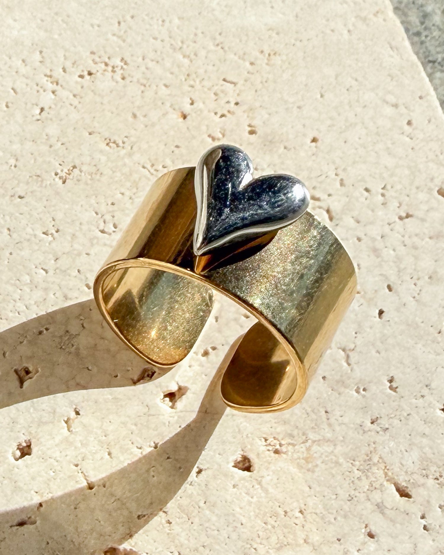 Two Tones Heart Detail Ring