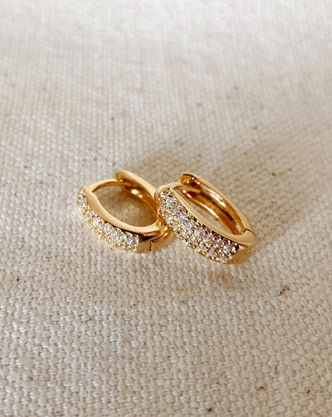 18k Gold Filled Oval Clicker Hoop Earrings