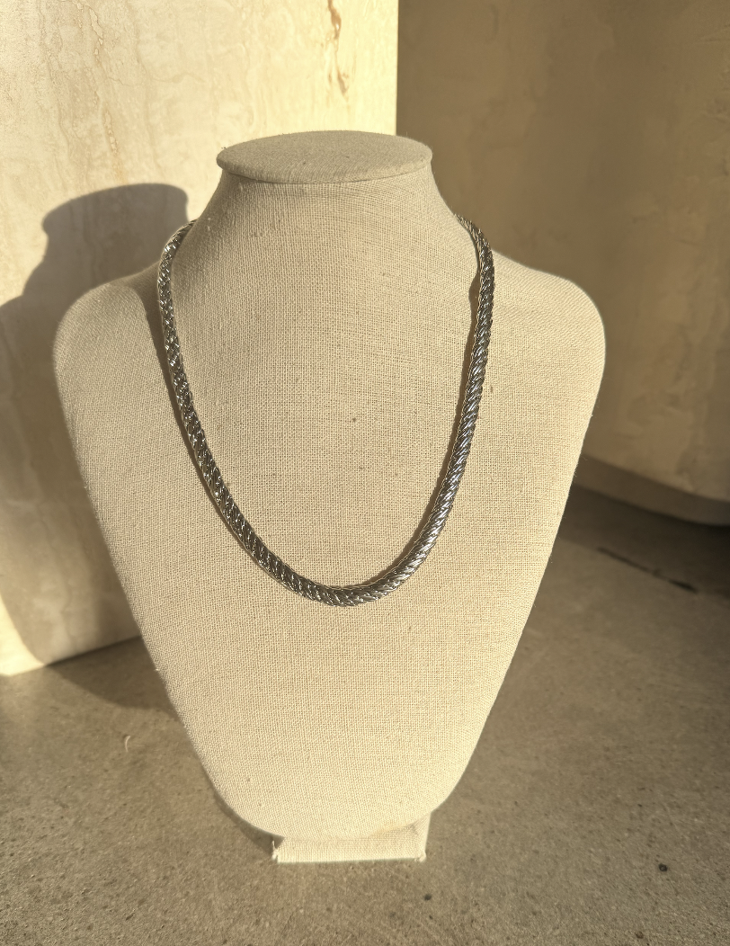 Nikki Necklace Chain