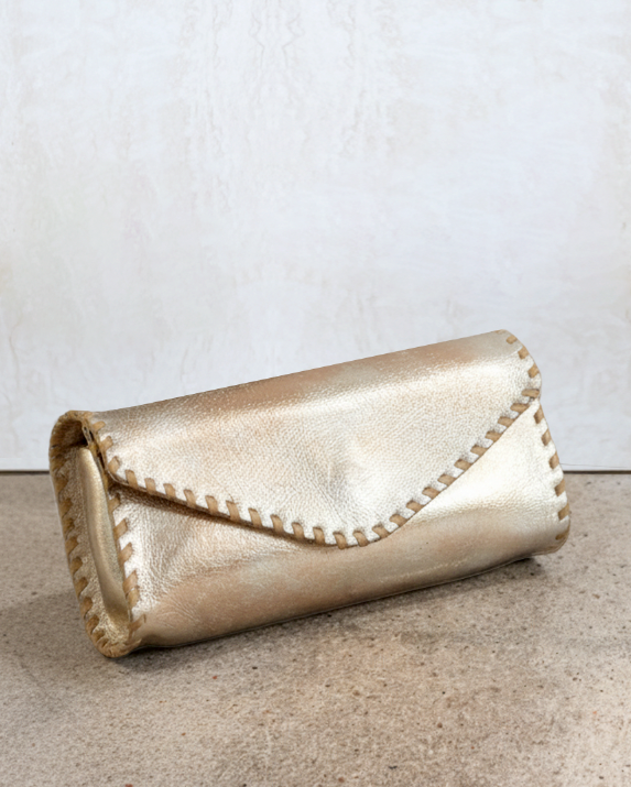 Mila Eye Glass Case - Metallic Leather