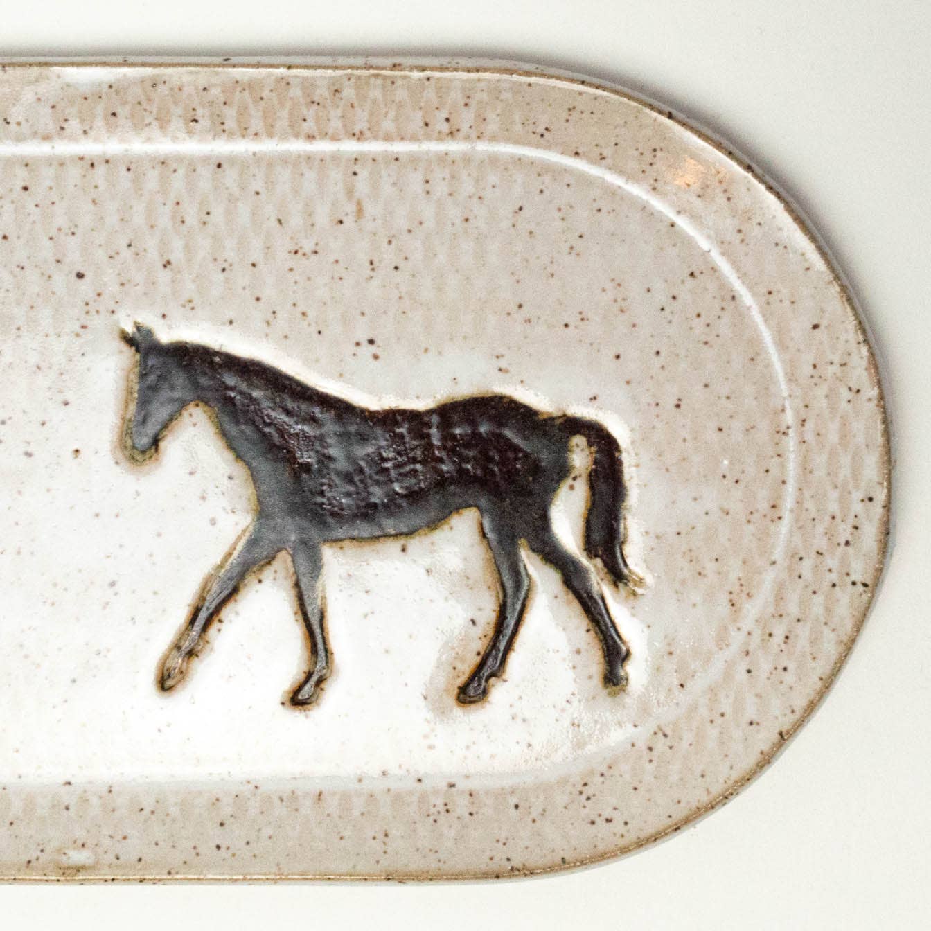 Brown Horse Design Handmade, in Ohio, Ceramic Platter Lg 10